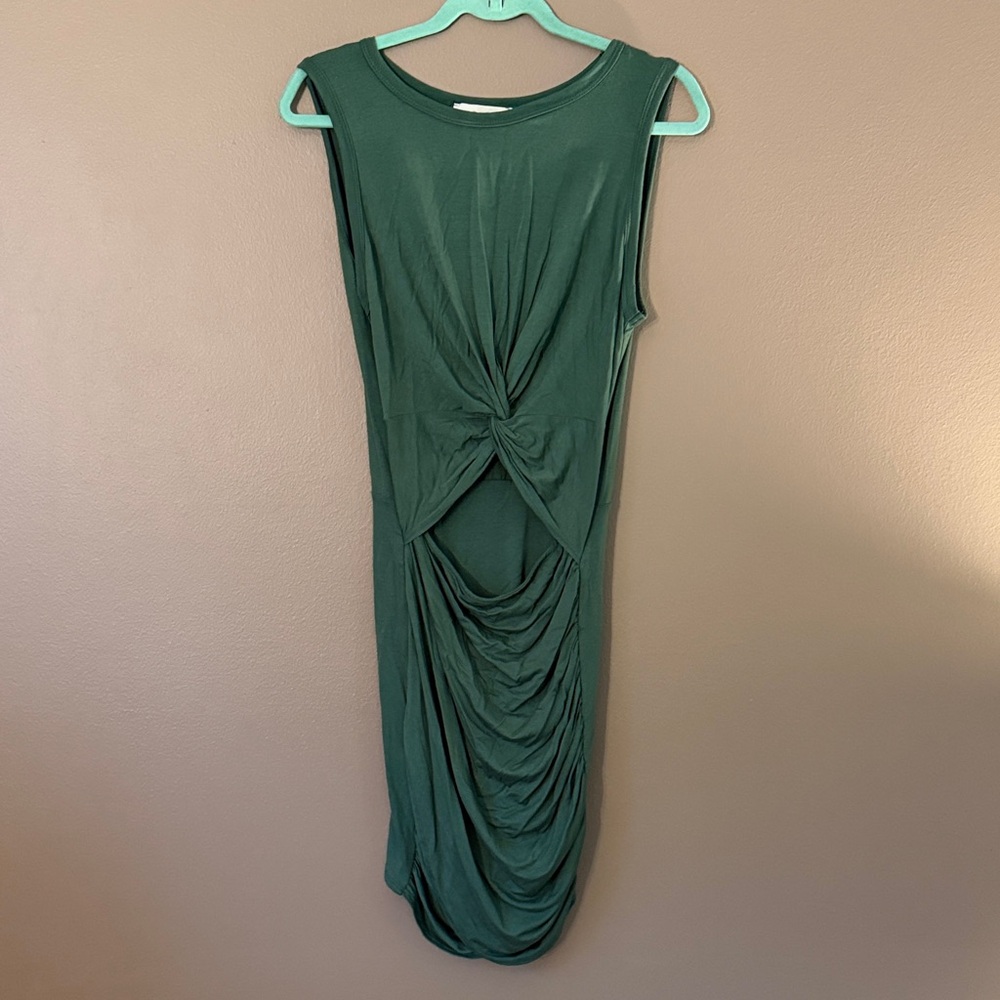 Chic Sleeveless Green Midi Dress